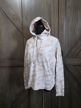 Vuori Light Beige Camo Hooded Pullover